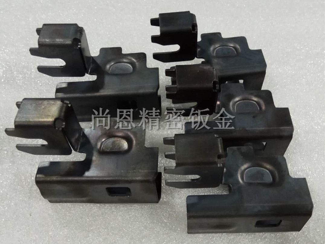 冷板，鍍鋅板，下料，折彎，噴粉，烤漆鈑金件